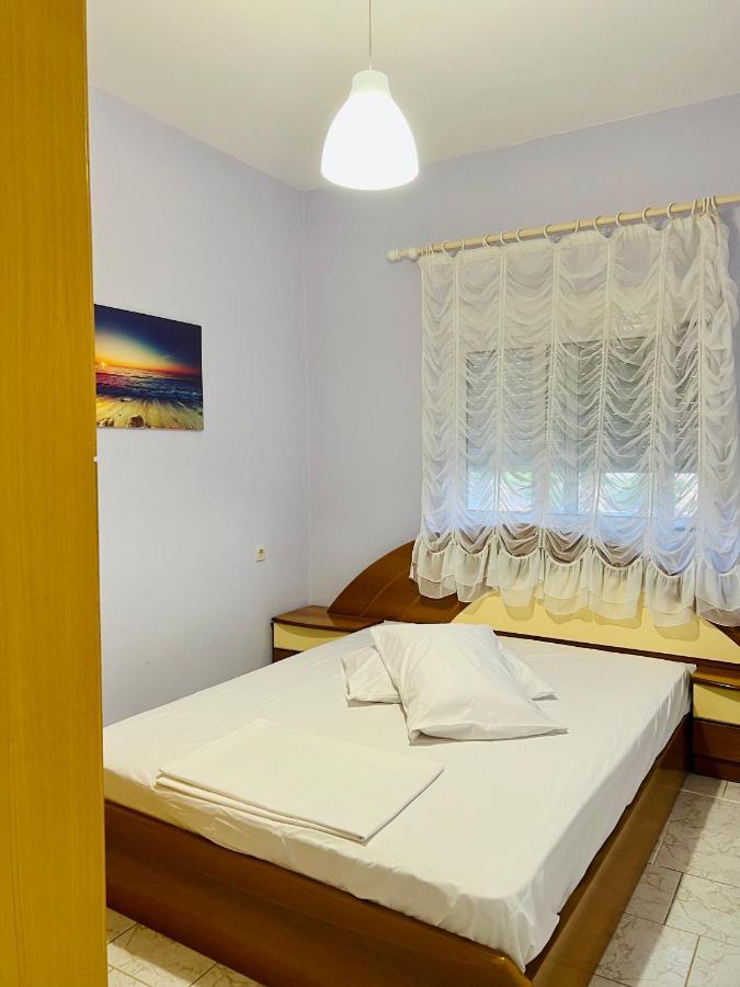 Atlantis Apartments Nea Vrasna Exterior photo